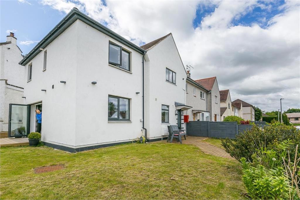 Dreghorn House 4 Bedrooms 3 Toilets 3 Reception Free Parking 233 Mbp Wifi Edinburgh Exterior photo